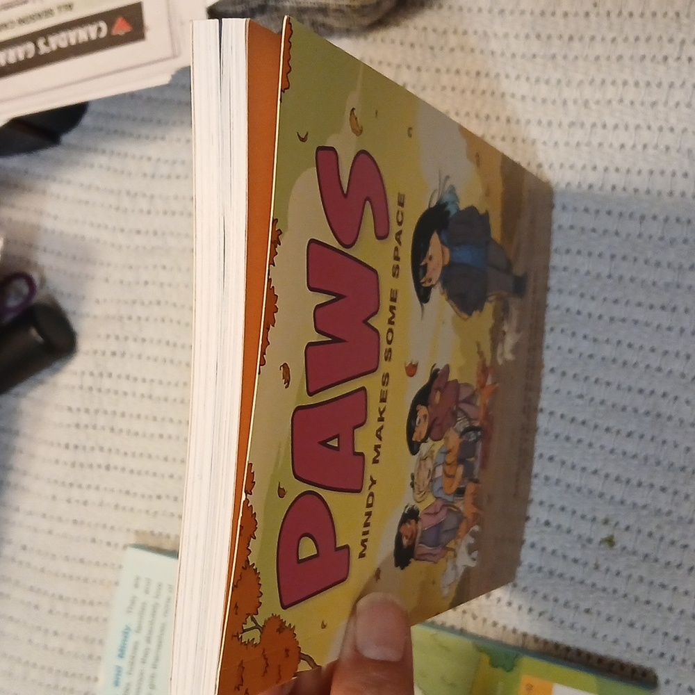 PAWS Graphic Novel Set - Colorful Illustrated Books For Ages 8-12 - Picture 5 of 17